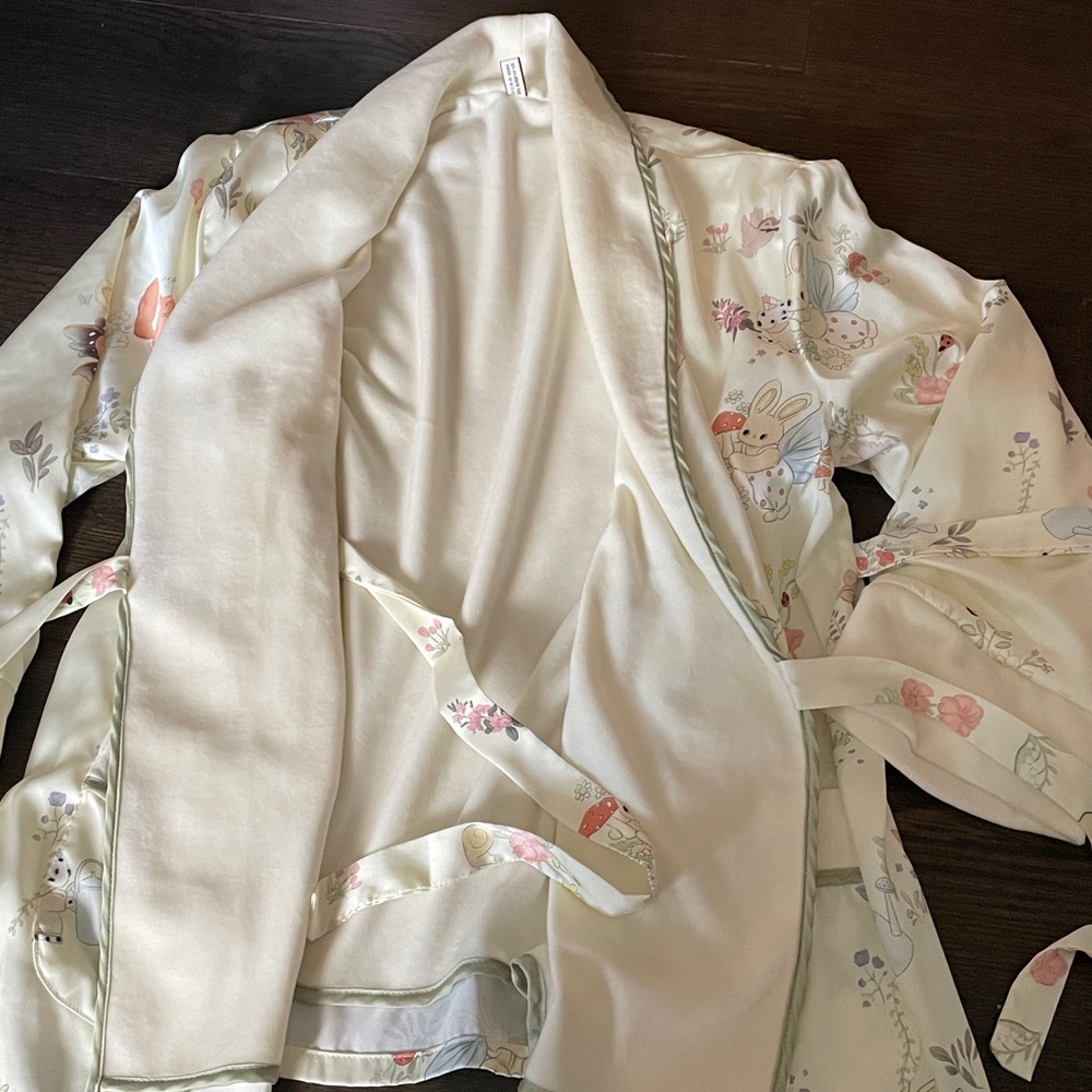 Pajamas Set with CuteAnimal Floral Print - Picture 6 of 16